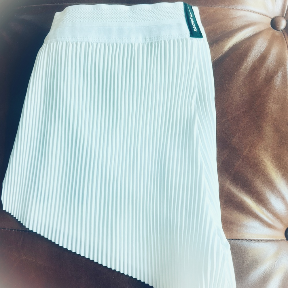 Nike White Athletic Shorts - Picture 3 of 3